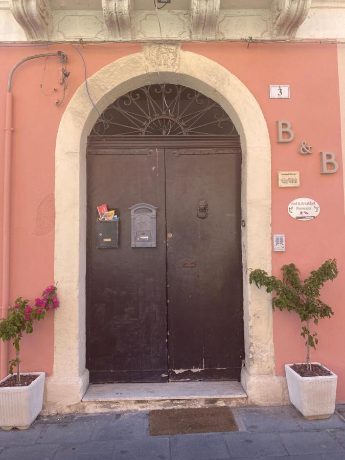 Phenicusa Milazzo Buitenkant foto